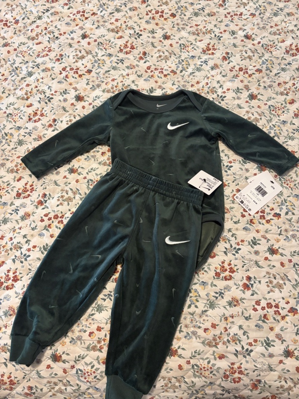Nike Dark Green Velvet Baby Two-Piece Set with White Swoosh